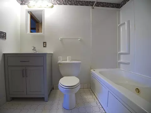 Bath - 5480 N 50 W, Fremont, IN 46737 photo 1 of 3