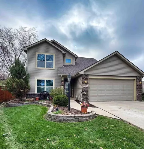 13226 Indiana St, Grabill, IN 46741