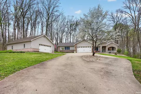 342 The Woods, Bedford, IN 47421