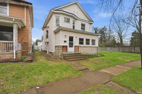 402 Perry Ave, Fort Wayne, IN 46808