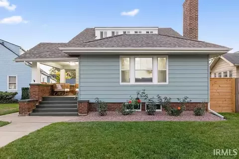 1933 Inglewood Pl, South Bend, IN 46616