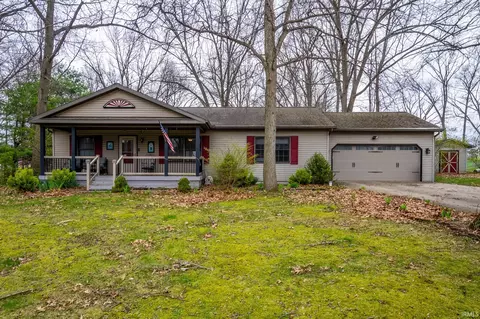 7935 S 122 E, Wolcottville, IN 46795