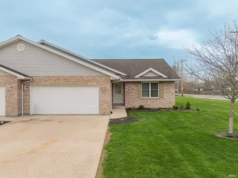 101 E Charter Dr, Muncie, IN 47303