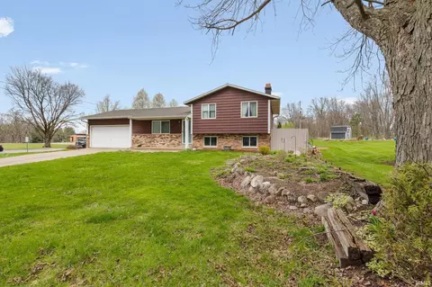 19595 Johnson Rd, South Bend, IN 46614