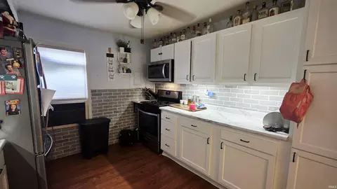 Kitchen - 2004 S Macedonia Ave, Muncie, IN 47302 photo 1 of 1