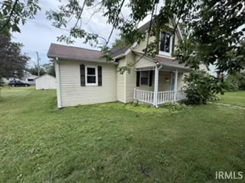 720 N Monticello St, Winamac, IN 46996