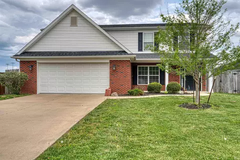 6411 Kinway Dr, Evansville, IN 47725