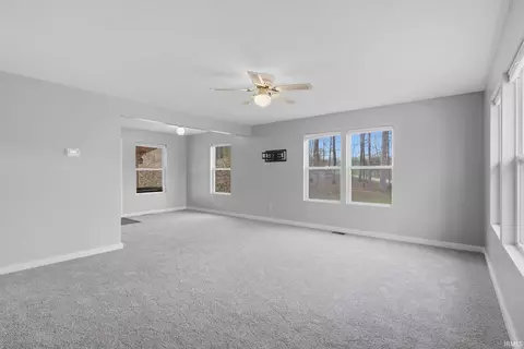 10030 E Dobson Rd, Bloomfield, IN 47424 photo 9