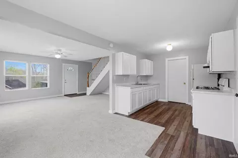 10030 E Dobson Rd, Bloomfield, IN 47424 photo 8