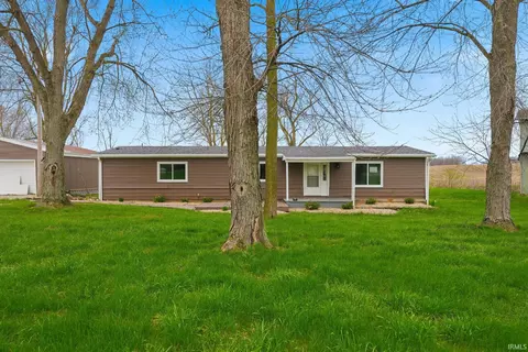 7329 Butt Rd, Fort Wayne, IN 46818