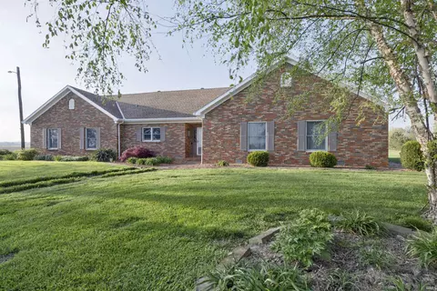 10866 Millersburg Rd, Chandler, IN 47610