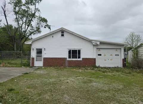 108 N Nichols Ave, Petersburg, IN 47567