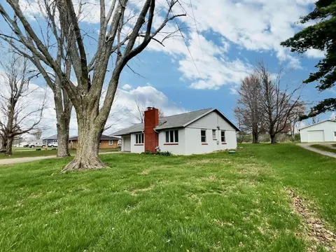 700 W Bellefountaine Rd, Pleasant Lake, IN 46779