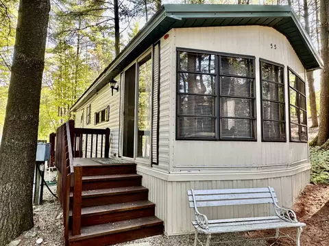 95 Valley Of The Pines Trl, Angola, IN 46703