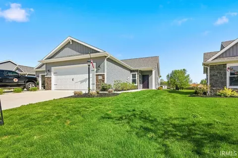 415 Gene Dr, Roanoke, IN 46783