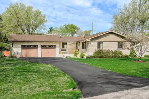 2511 N Cascade Dr, Bloomington, IN 47404