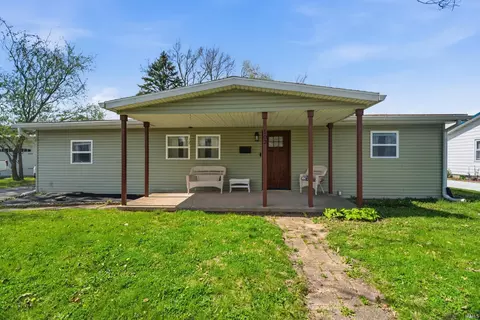 102 David Dr, Attica, IN 47918