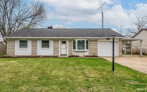 621 S Village Dr, Bloomington, IN 47403