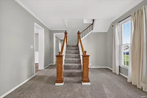 Entry Way - 1005 E Walnut St, Washington, IN 47501 photo 2 of 4