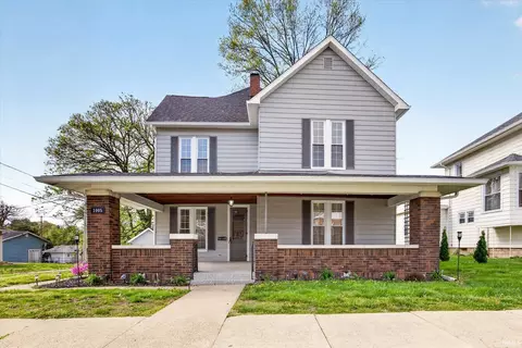 1005 E Walnut St, Washington, IN 47501