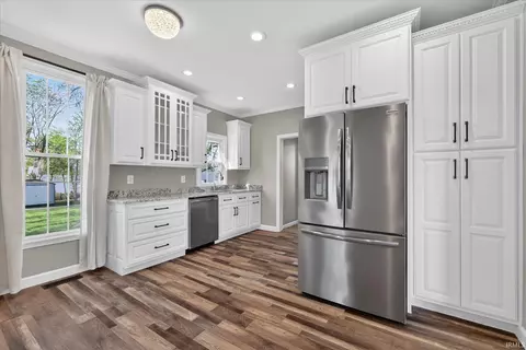 Kitchen - 1005 E Walnut St, Washington, IN 47501 photo 1 of 3
