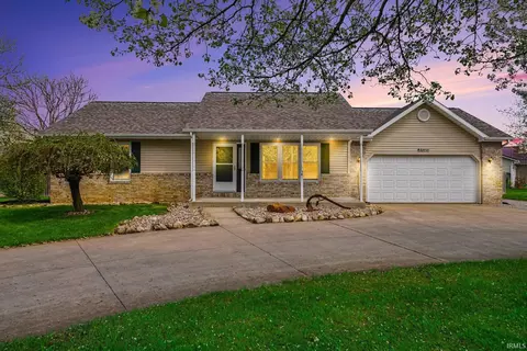 21025 Rivers Edge Dr, Goshen, IN 46528