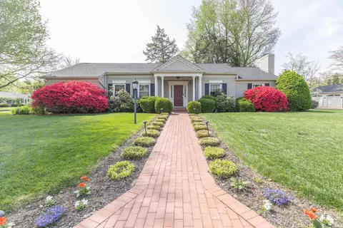 7127 Taylor Ave, Evansville, IN 47715