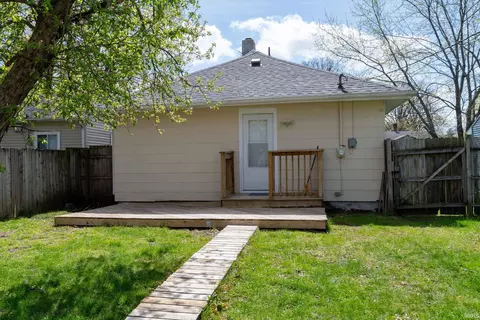 Exterior - 1723 E Calvert St, South Bend, IN 46613 photo 4 of 5