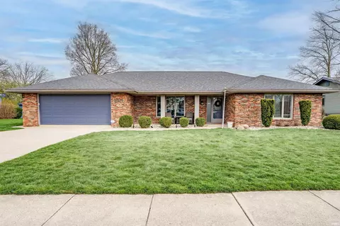 1204 Allison Blvd, Auburn, IN 46706