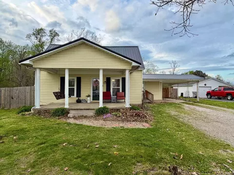 1405 Breckenridge Rd, Bedford, IN 47421