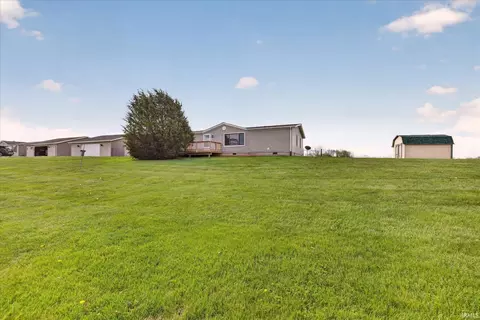 2540 S Meridian Rd, Mitchell, IN 47446 photo 2