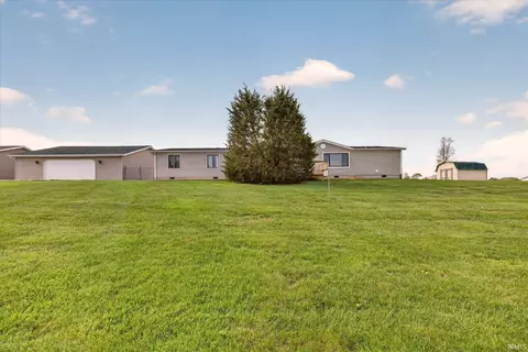 2540 S Meridian Rd, Mitchell, IN 47446 photo 3