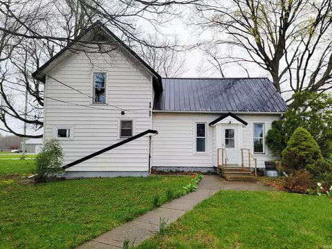 325 W Us Highway 6, Albion, IN 46701