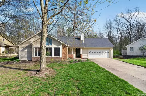 608 Fisher St, Frankfort, IN 46041