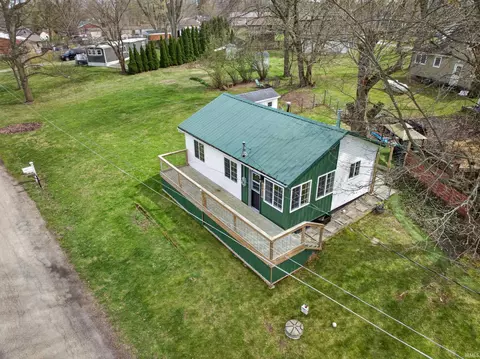 930 W 590 S Messick Lk, Wolcottville, IN 46795