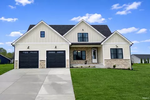 831 Spyglass Hill Dr, Bedford, IN 47421