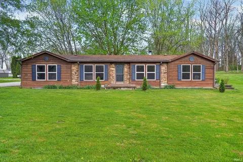8716 Stockwell Rd, Lafayette, IN 47909