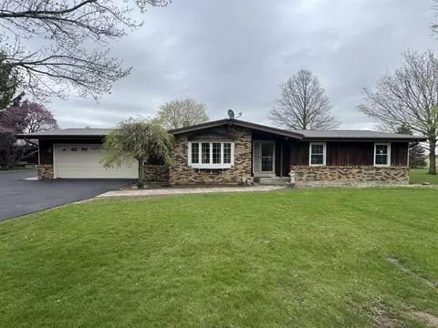 2061 S Salem Rd, Monroe, IN 46772