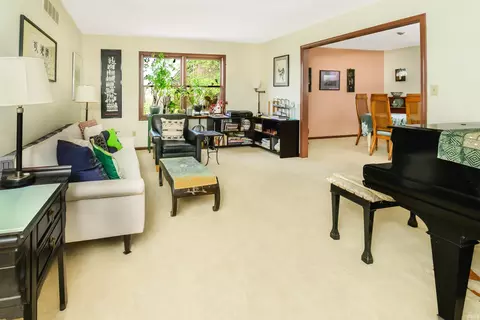 Living - 2622 E Spicewood Ct, Bloomington, IN 47401 photo 1 of 5