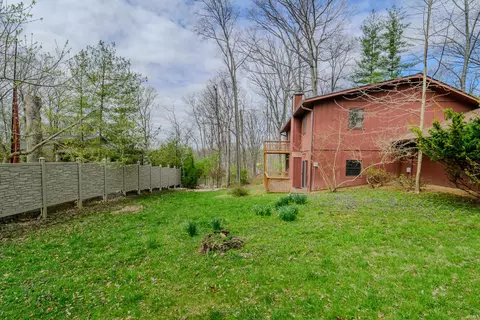 Exterior - 2622 E Spicewood Ct, Bloomington, IN 47401 photo 3 of 4