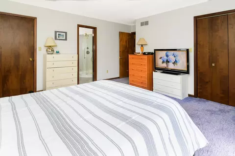 Bedroom - 2622 E Spicewood Ct, Bloomington, IN 47401 photo 2 of 6