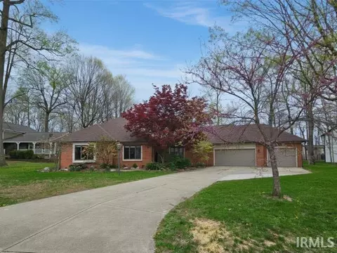 5001 Gettysburg Dr, Kokomo, IN 46902