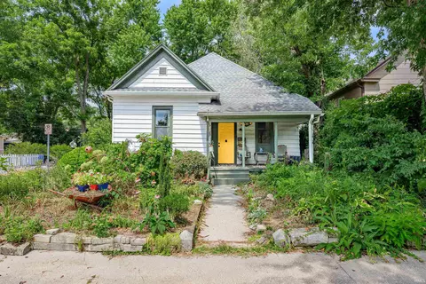 830 W 7th St, Bloomington, IN 47404