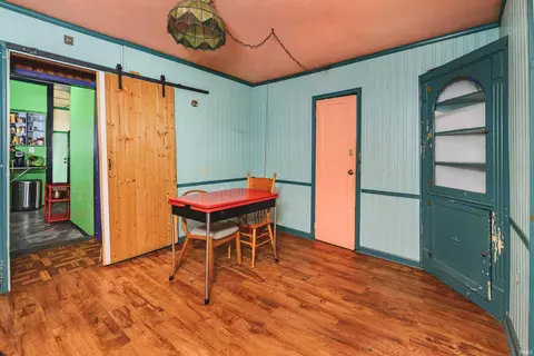 Dining - 830 W 7th St, Bloomington, IN 47404 photo 2 of 2