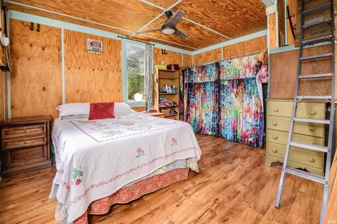 Bedroom - 830 W 7th St, Bloomington, IN 47404 photo 1 of 3