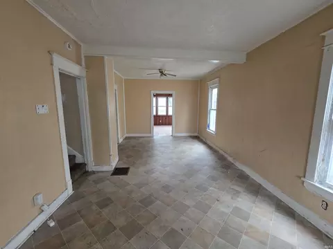 Living - 320 E Fox St, South Bend, IN 46613 photo 1 of 1