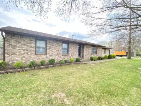 836 Foxwood Dr, Lafayette, IN 47905