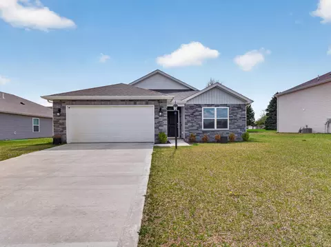 1200 Greenbrier Blvd, Warsaw, IN 46582