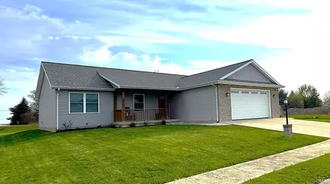 209 Royalwood Dr, Monticello, IN 47960