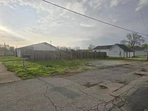 114 E Highland Ave, Marion, IN 46952